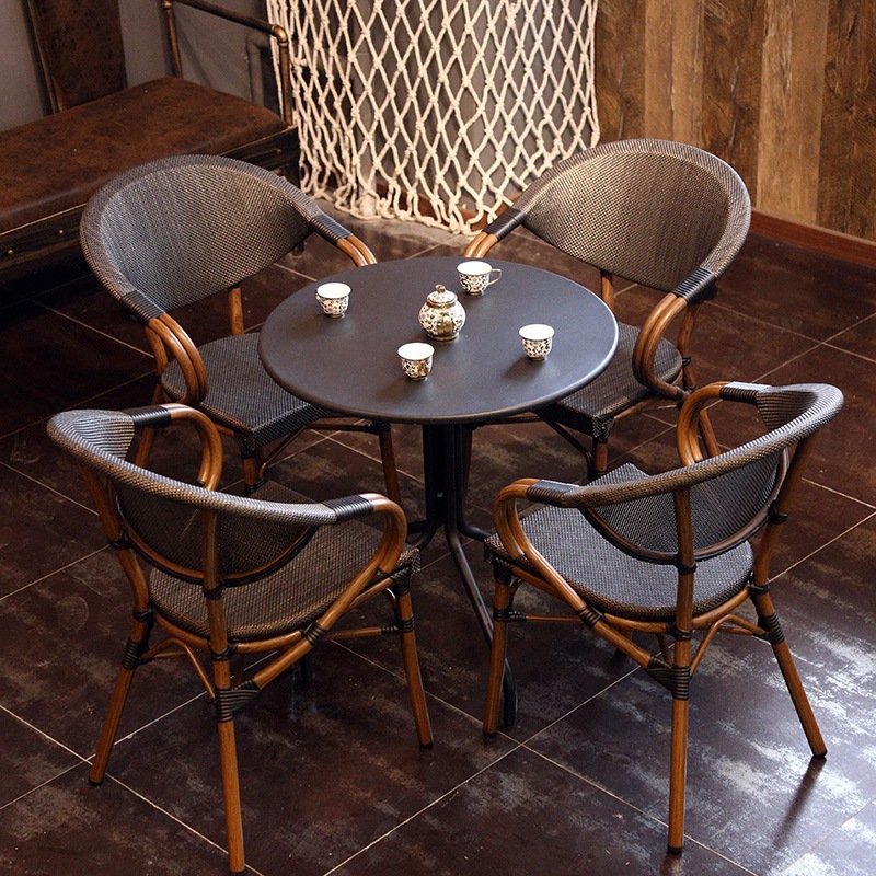 Outdoor Furniture Shop - Outdoor-Tisch- und Stuhl-Set, modern, maßgefertigt, für